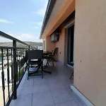 דירה With Sea View Rogoznica