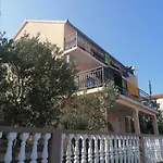 Apartmán With Sea View Rogoznica *