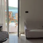 With Sea View Rogoznica דירה