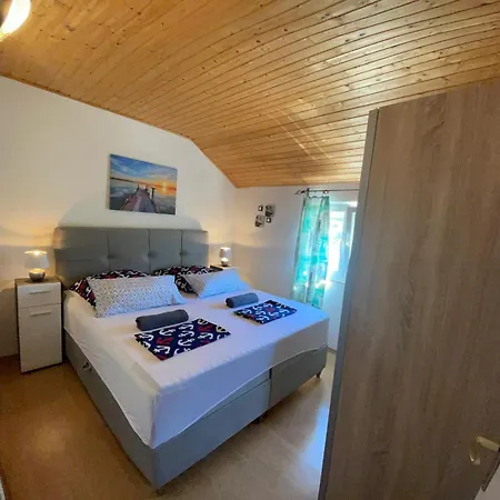 Apartment With Sea View Rogoznica Razanj