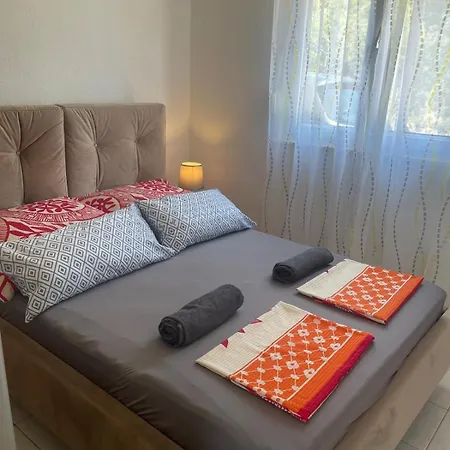 Apartment With Sea View Rogoznica Razanj