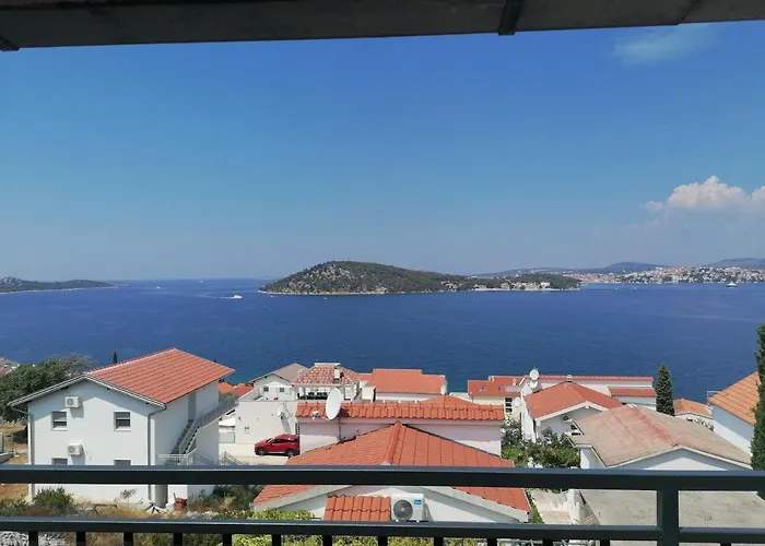 With Sea View Rogoznica Razanj