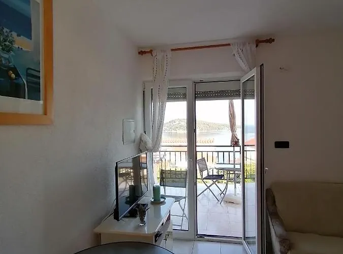 With Sea View Rogoznica *