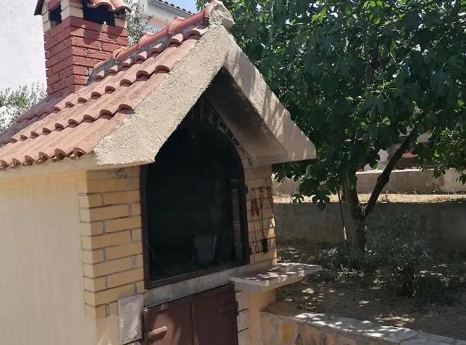 With Sea View Rogoznica Apartment *