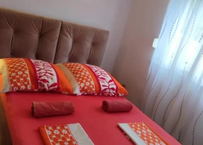 With Sea View Rogoznica Apartment Razanj