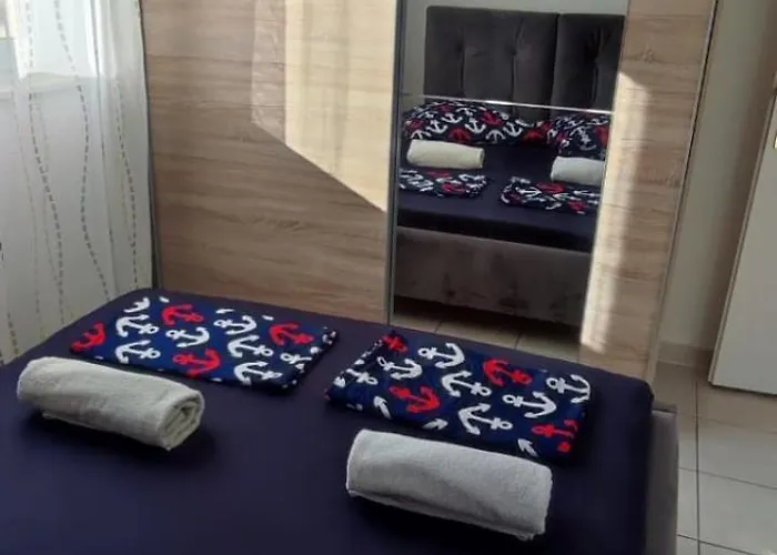 With Sea View Rogoznica *