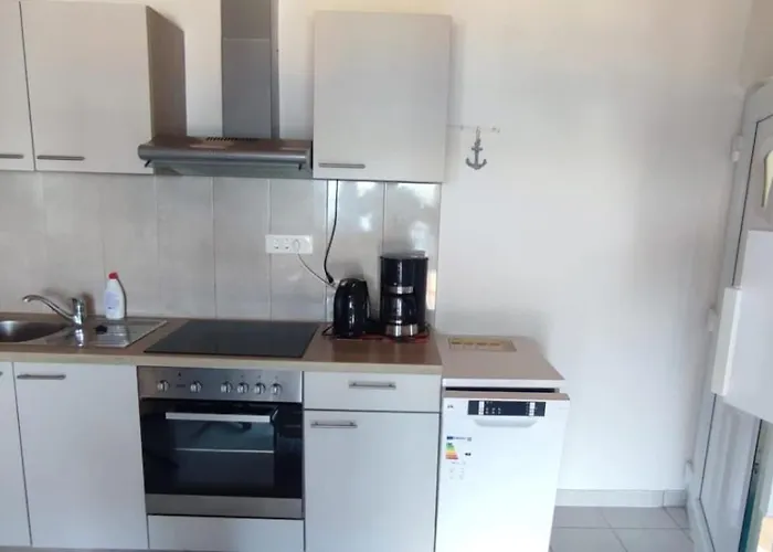 Apartment With Sea View Rogoznica