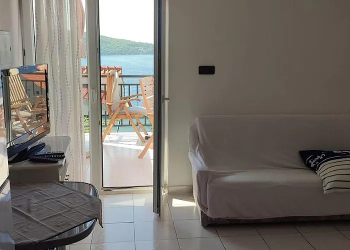 With Sea View Rogoznica Apartment