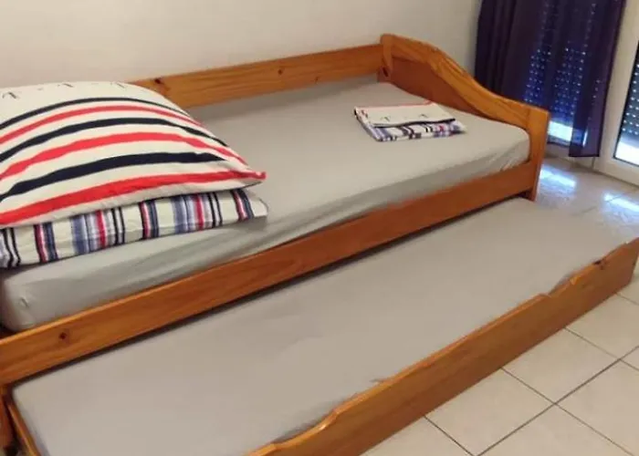 Apartment With Sea View Rogoznica